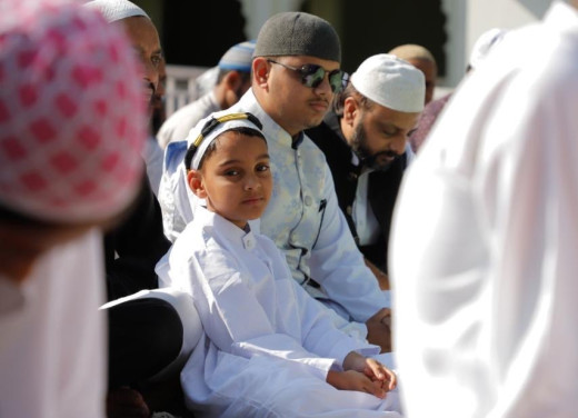 इस्लाम धर्मावलम्बीले आज ईद उल फित्र मनाउँदै, सार्वजनिक बिदा 